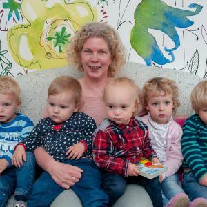 Marlen Borker betreut als Tagesmutter bis zu fünf Kinder zwischen ein und drei Jahren.
